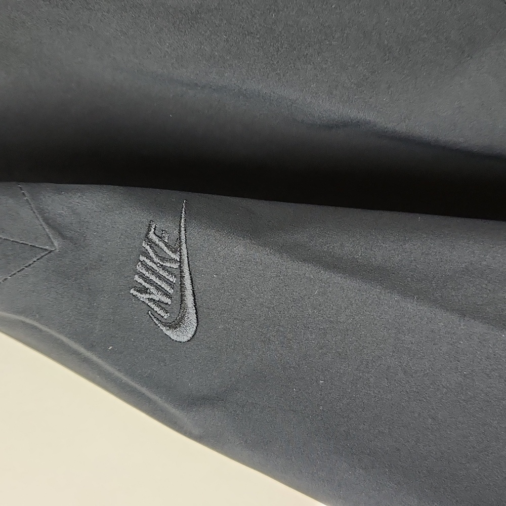 Nike Women's Teci+Pack Storm-FitADV - Picture 9 of 11